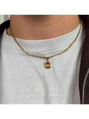 Vintage Classy Gold Figaro Chain Bronze jewel opal pendant necklace. Gold